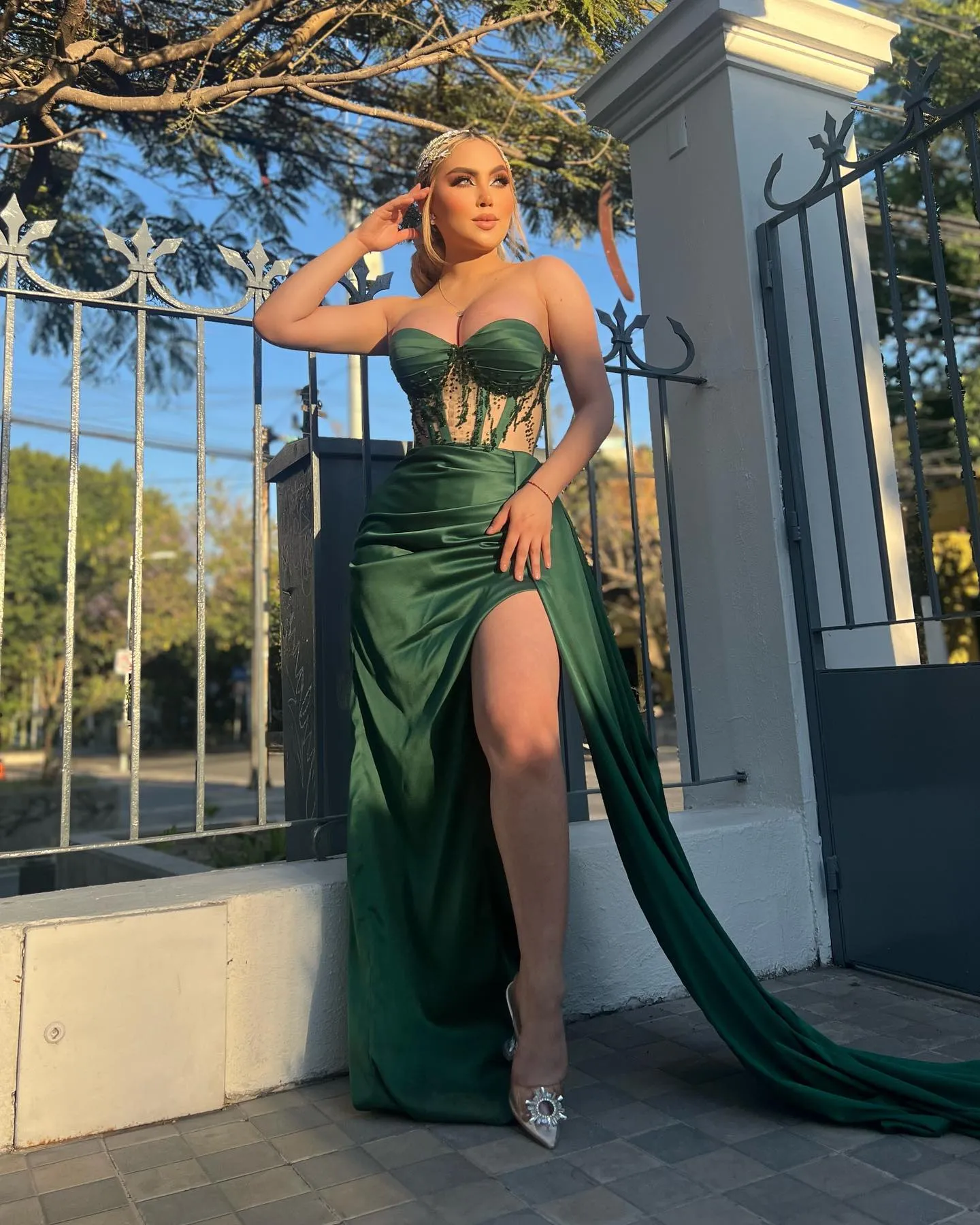 Elegant Sweetheart Sheath Evening Gown With Appliques, Illusion Backless,  Sweep Train, Long Dress For Special Occasions From Bestoffers, $275.14 |  DHgate.Com