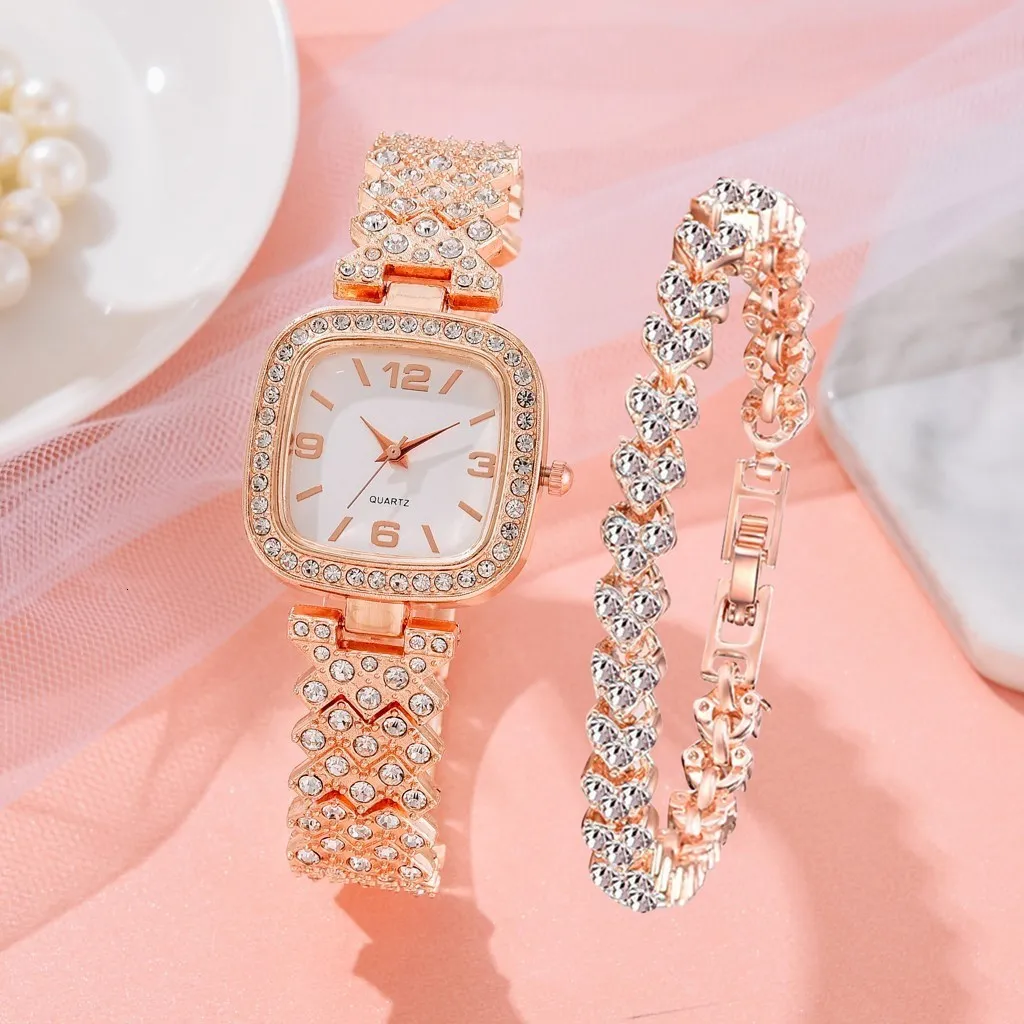腕時計2 stuksセットQuartz Horloge Nieuwe Mode Luxe Full Diamant Dames Armband Horloges vrouwen vrouwelijke Klok relogio feminino 230729