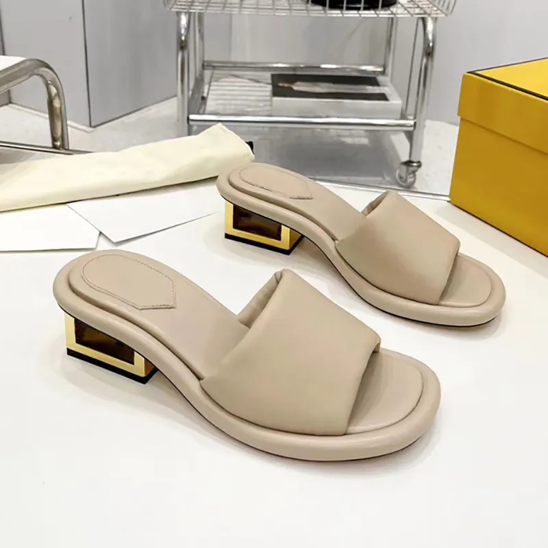 Women Designer Leather Slides Slippers Sculptural Heel Mule Flip Flops Wide-band Sandals Fashion Cut-out Heeled Slider Summer