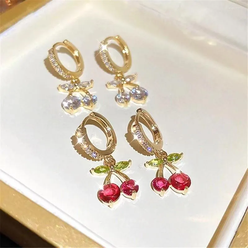 Boucles D'oreilles Style Élégant Zircon Cerise Fermoirs D'oreille 2023 En Ligne Rouge Conception Tempérament Lumière De Luxe En Gros