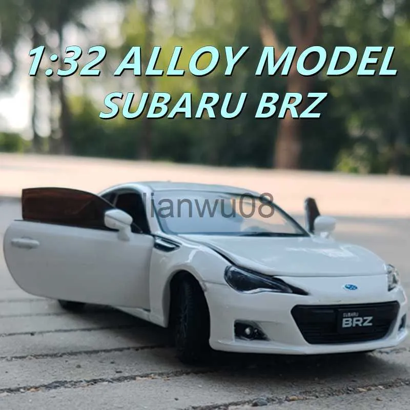 Voitures miniatures moulées sous pression 132 Subaru BRZ Alliage Modèle de voiture de sport Simulation moulée sous pression Véhicules jouets en métal Modèle de voiture Son Lumière Collection Jouet pour enfants Cadeau x0731