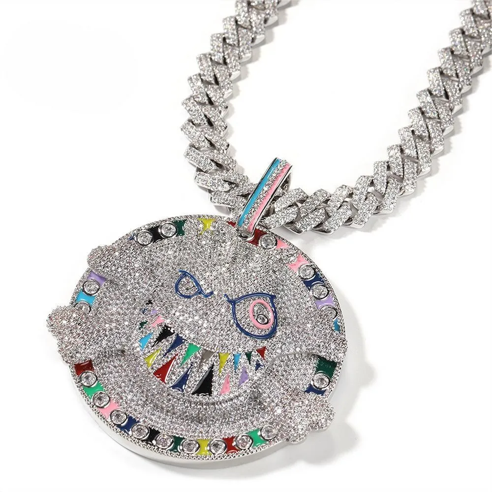 Överdriven europeiska och amerikanska pojkar halsband Hip Hop Breeze Texture Colorful Disc Fashion Tag Pendant Halsbandsmycken