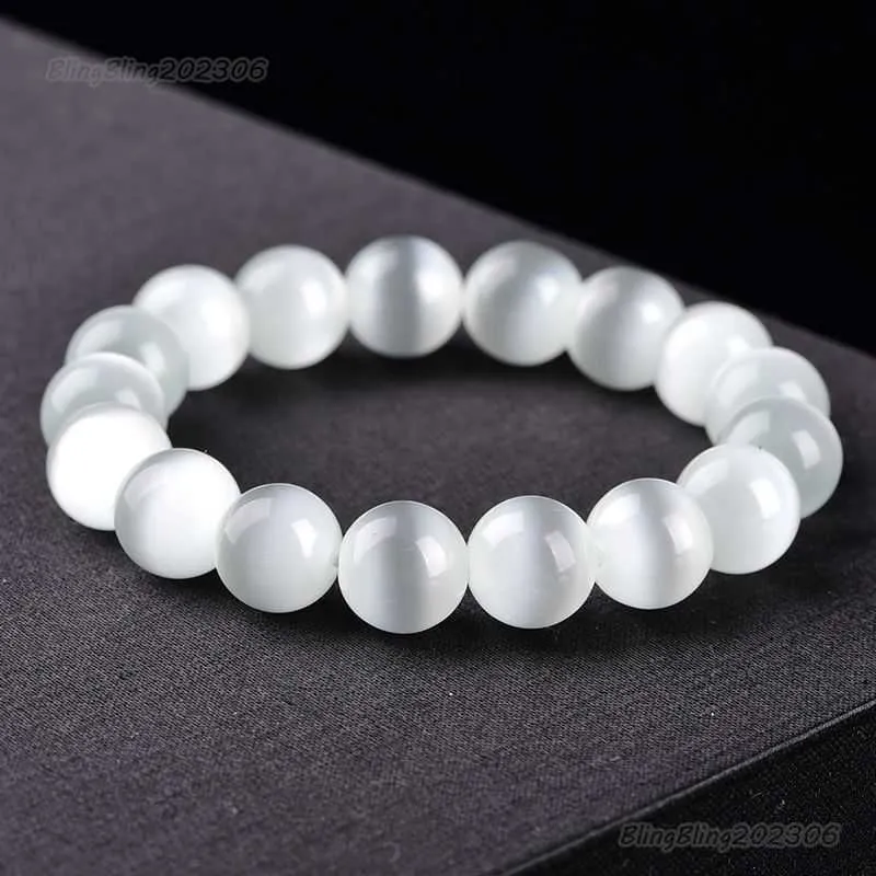 Gift of Qixi girlfriend White Cat Eye Stone Bracelet Girl White Day Boyfriend Versatile Fashion Sweet Hot charms diamond jewelry