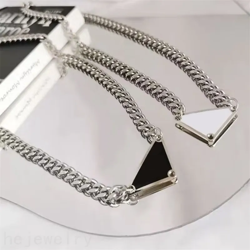 Elegant luxury necklace creative triangle pendant necklace couple vintage thick chains for men valentine s day plated silver jewelry designer for women ZB011 C23