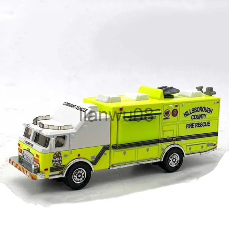 Diecast Model Cars 187 Échelle 11CM Camion de pompiers américain train de sauvetage véhicules moulé sous pression modèle miniature Collection de voitures jouets cadeaux collectifs x0731