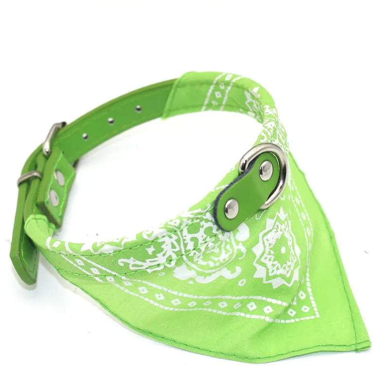 Hond Halsband Lederen Halsbanden Lood Verstelbare Huisdieren Kat Sjaal Bandana Halsdoek Mix PU Ketting Decorationthe