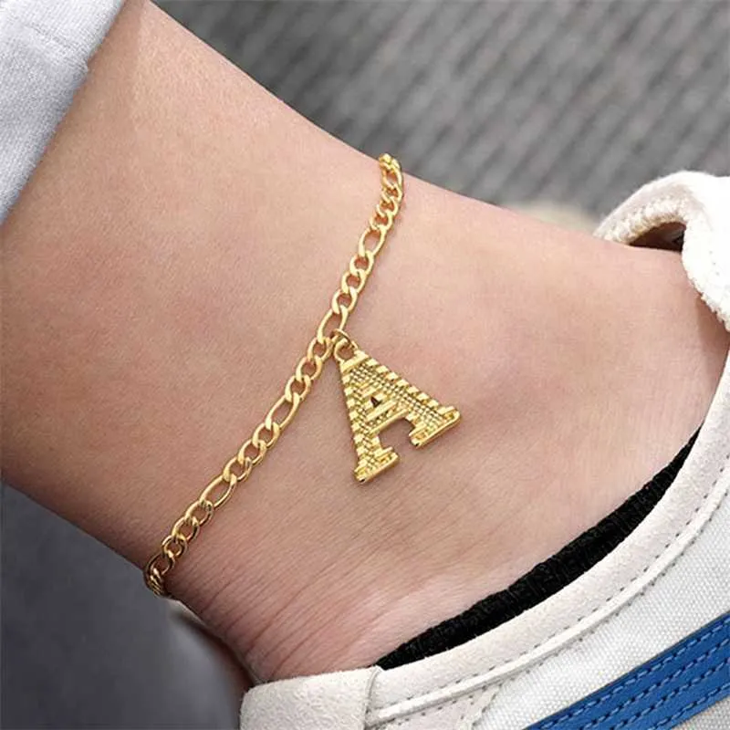 Mode Anklet Gold Color Capital Alphabet Armband för Women Girl Summer Charm Barefoot Leg Chain Foot Gift 21,8 cm lång 230719
