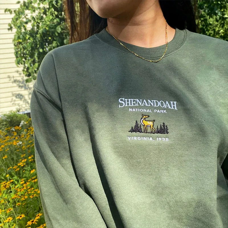 Women's Hoodies Sweatshirts Shenandoah National Park Vintage Style Sika Deer Embroidered Unisex Long Sleeve Loose Autumn Thick Clothes Pullovers 230731