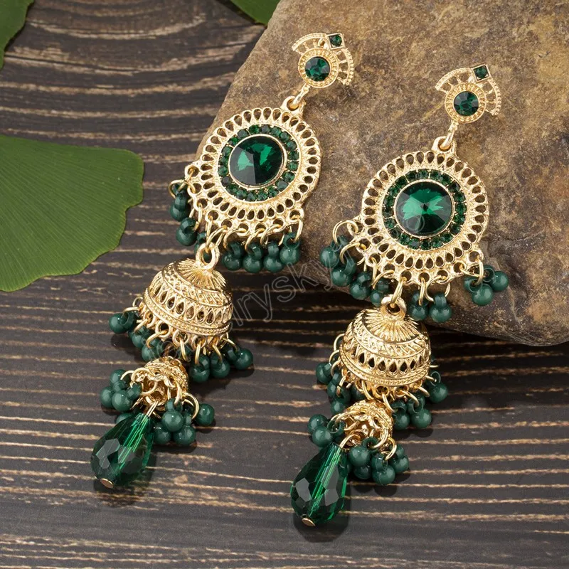 Brincos indianos Jhumka para mulheres Bohemian Vintage Gold Metal Green Crystal Bells Brinco de borla Brinco de festa de casamento Jóias Presente