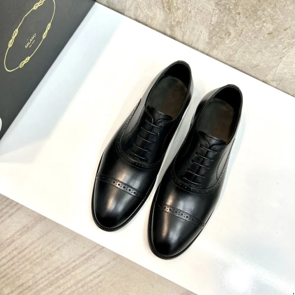 4model Gentleman Business Chaussures en cuir formelles Hommes Designer de mode Chaussures habillées Classique Italien Bureau formel Oxford Chaussures pour hommes Chaussures Derby