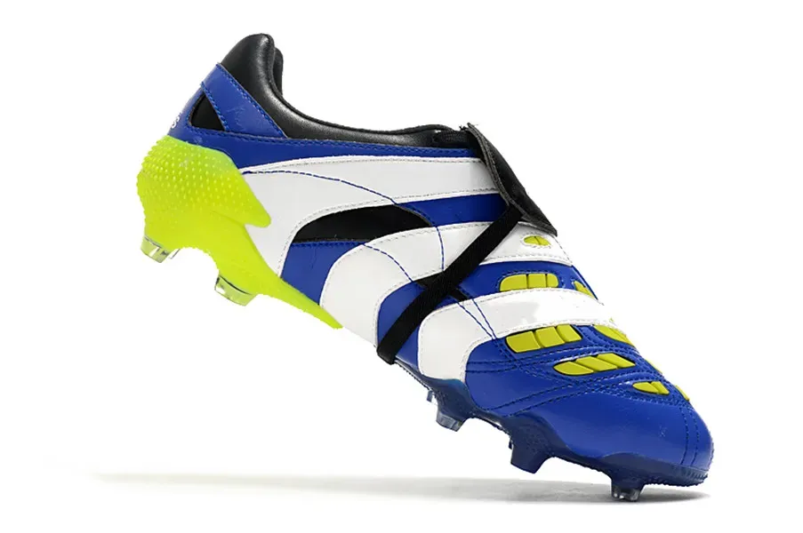 predator accelerator turf