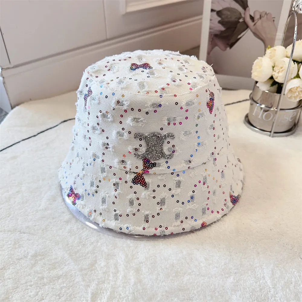 Wide Brim Bucket Hat: Designer Faux Mink Fur Temperament  display picture 1