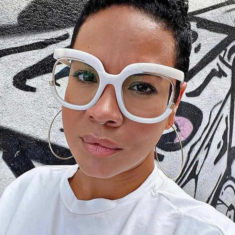 Brillengestell 2022 Neue Mode Übergroße Weiße Brillengestell Frauen Vintage Optische Antiblue Brille Weibliche Transparente Brille Oculos x0731
