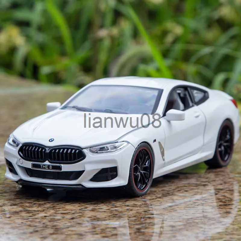 Diecast Model Cars 124 BMWM8 Alloy Car Model Diecasts Toy Vehicles Metal Toy Car Model Collection Sound and Light High Simulation Kids Toy Gift x0731