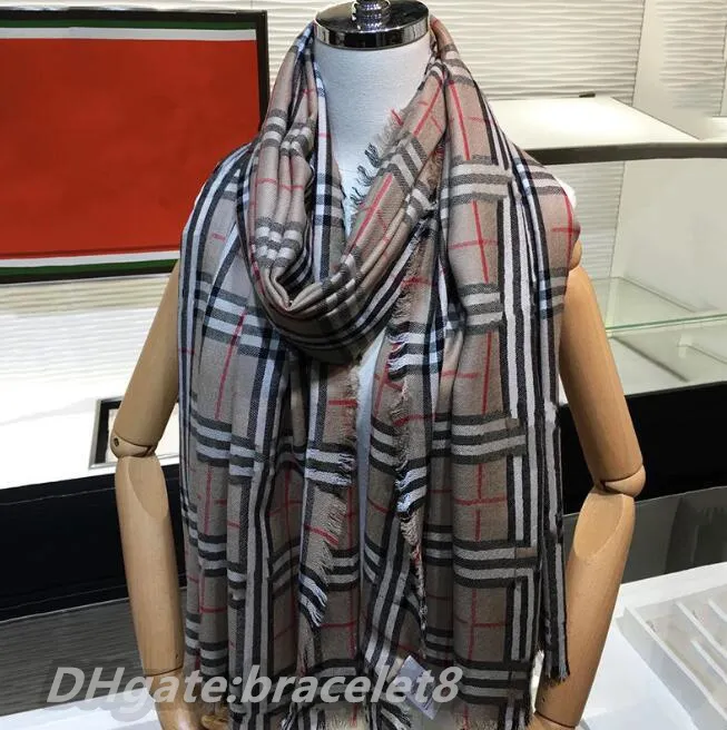 Sciarpa di cashmere di lusso di moda Inverno caldo Coppia uomo e donna Sciarpa lunga Designer classico stampato Grandi scialli scozzesi Sciarpe di marca di alta qualità Regalo di Natale