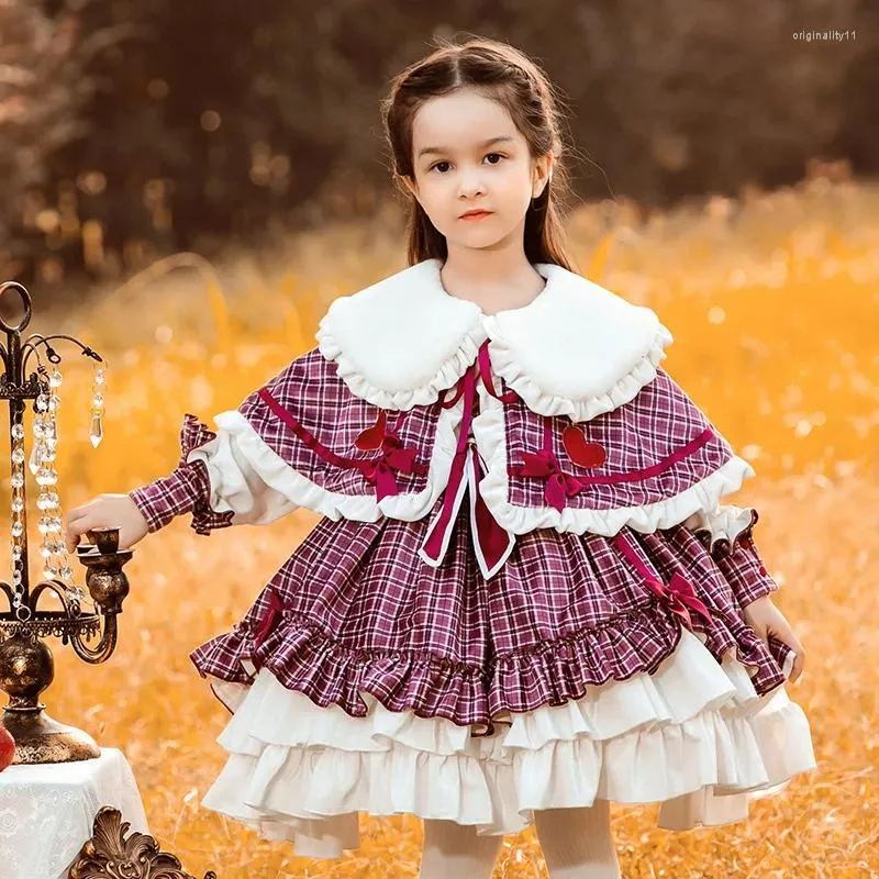 Kız Elbiseler 2 PCS Çocuklar İspanyol Bebek Lolita Prenses Balo Elbise 2023 Bebek Doğum Günü Pelerinli Toddler İspanya Vestidos