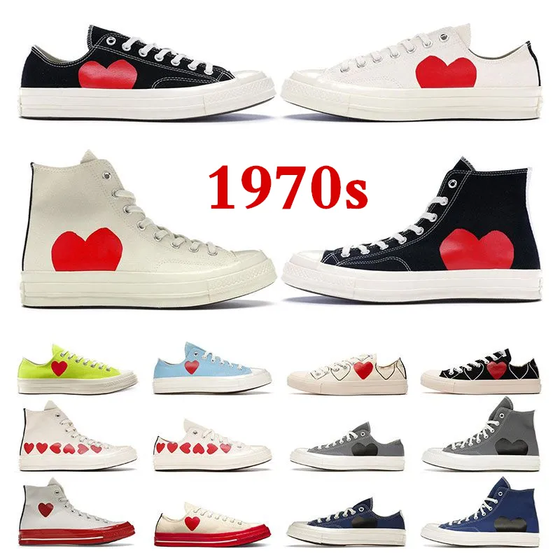 رجال النساء أحذية غير رسمية في السبعينيات من القرن الماضي ، حذاء قماش 1970 مسطحًا ، عيون بيضاء منخفضة قلوب متعددة ، أحذية رياضية ، المدربين الرياضيين ، الحجم 35-44