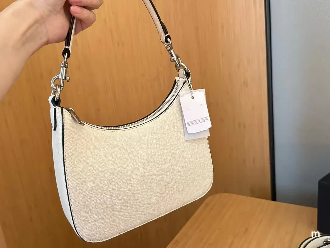 DHgate.com:Crescent Crossbody Bag, Chain Hobo Shoulder Bag DHgate.com:Crescent Crossbody Bag, Chain Hobo Shoulder Bag