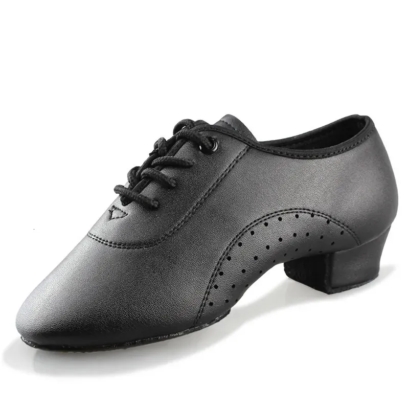 Dansschoenen stijl Latin dansschoenen voor heren Ballroom Tango Man latin dansschoenen voor heren Jongensschoenen Danssneaker Jazzschoenen 16,5-26,5 cm 231101