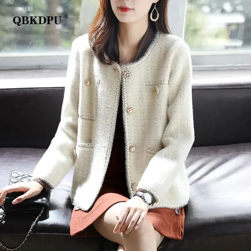 Suéteres para mujer Elegante Faux Mink Cashmere Suéter Cardigan Mujeres Vintage Diseño de lujo A cuadros Abrigo de punto Estilo coreano Suave con cuello en V Prendas de punto Top 231101