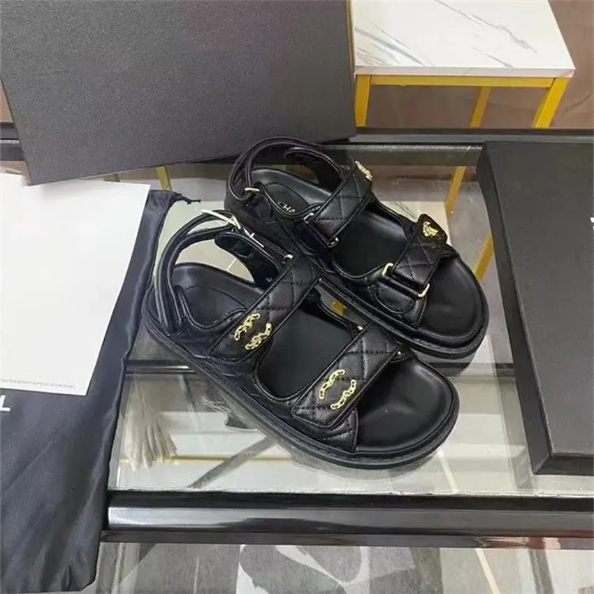 24SS Luxus-Designer-Damenschuhe, flache Sandalen, Kanal, dicke Sohle, lässig, offener Zehenbereich, modische Damenschuhe, Strandsandalen, Paris-Schuhe