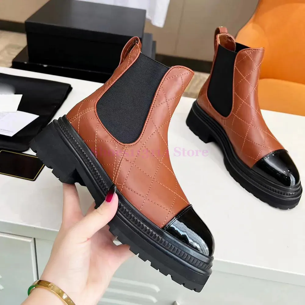 Designerankle boots ladies luxury cowhide shoes patent leather for womens check chunky block low heel chelsea boot round toe slip-on booties footwear