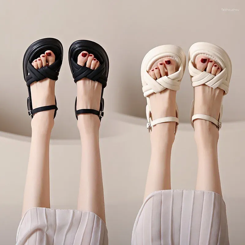 Sandals Girls 682 2024 Zomerplatform Women Fashion Open Toe Dik Sole Flats schoenen Dames buiten Elegante Gladiator Sandalias