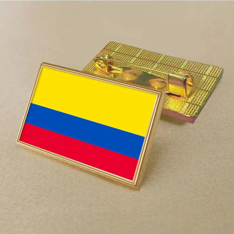 Party Colombia Flag Pin 2.5 * 1.5cm Distintivo medaglione rettangolare in zinco pressofuso rivestito in PVC color oro senza aggiunta di resina