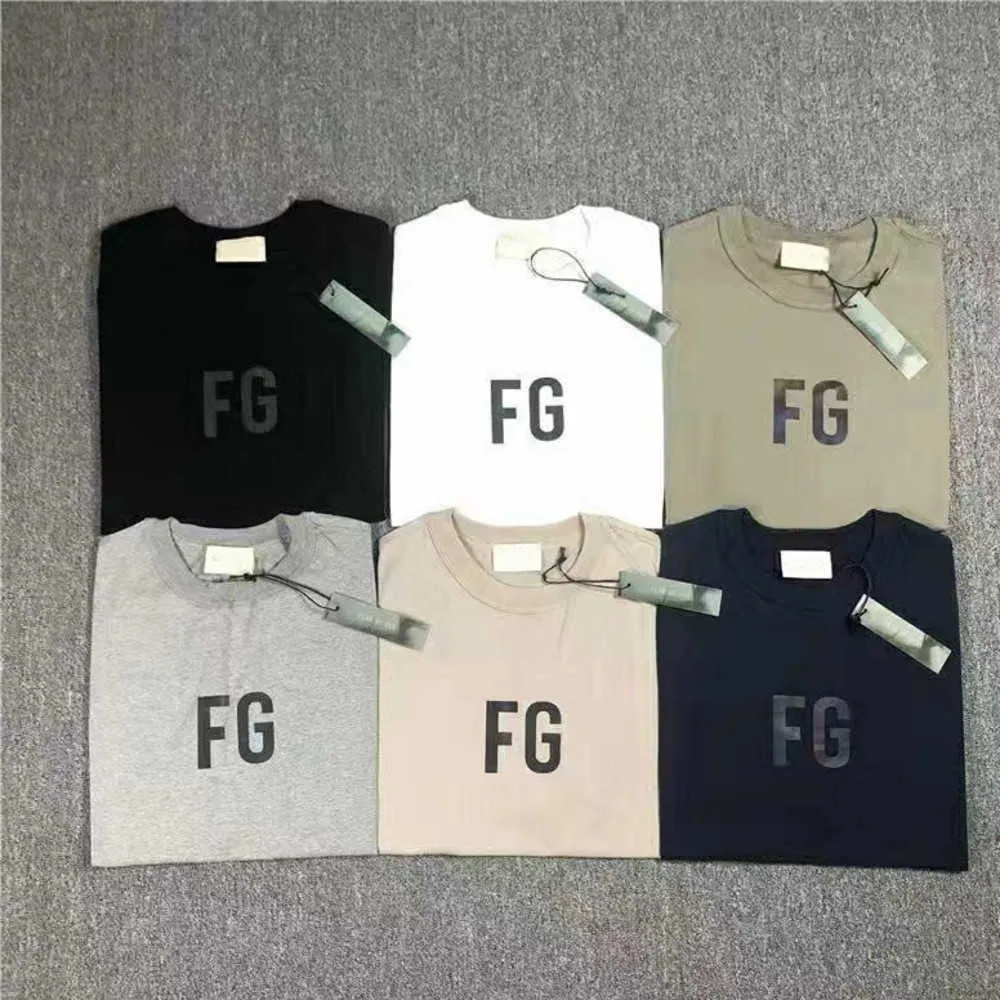 T-shirts pour hommes de haute qualité Fog Designer Crewneck T-shirt à manches courtes Mode 3M réfléchissant Dazzle FG Alphabet Imprimer Tees Loose Femme S-5XL9583