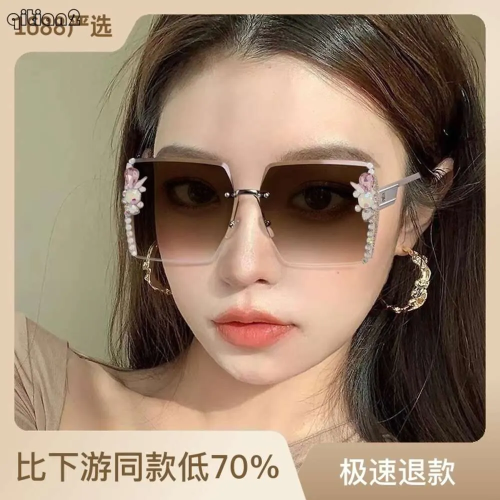 2023 High End Womens Sunglasses With UV Protection And Slimming Ins For