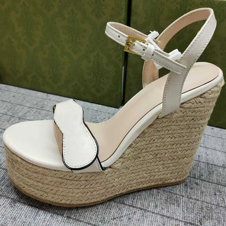 Designer Sandali con zeppa Sandali con plateau da donna Espadrillas Tacchi alti in pelle nera Doppia G Sandalo Summer Beach Scarpe da sposa sexy con scatola 291