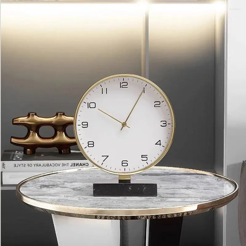 Tafelklokken Decoratieve Digitale Elektronische Slaapkamers Moderne Woonkamer Fancy Girl Metal Reloj Escritorio Home Decor