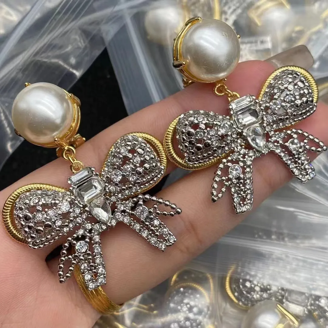 Orecchini pendenti firmati da donna Orecchini a bottone firmati orecchini di diamanti lampadario di perle cuore placcato argento MLU letteraaccessori gioielli orecchini orecchini