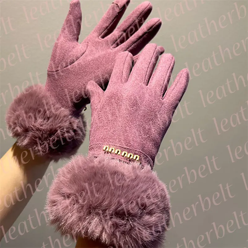 Luxury Fur Gloves for Women Metal Letter Wool Mittens Autumn Winter Warm Cashmere Gloves Outdoor Windproof Plush Ski Glove