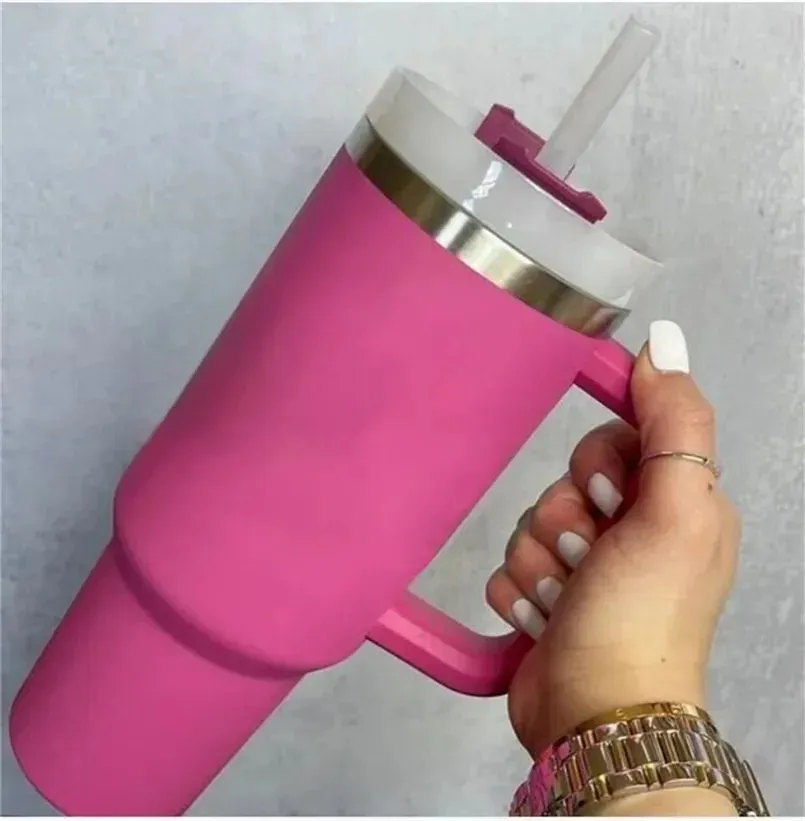 40 أوقية كوب من Tumblers الوردي مع مقبض معزول من الفولاذ المقاوم للصدأ الأغطية القش قش كوب السفر القهوة Tumbler Termos أكواب جاهزة لشحن زجاجات المياه