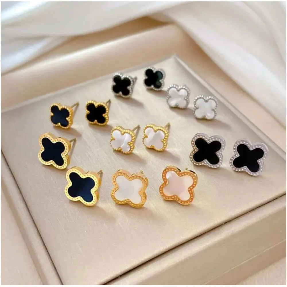 18k Gold Plated Luxury Designer Stud Earring 4/Four Leaf Clover Jewelry Fashion Charm Women Studs Wedding Present High Quality11