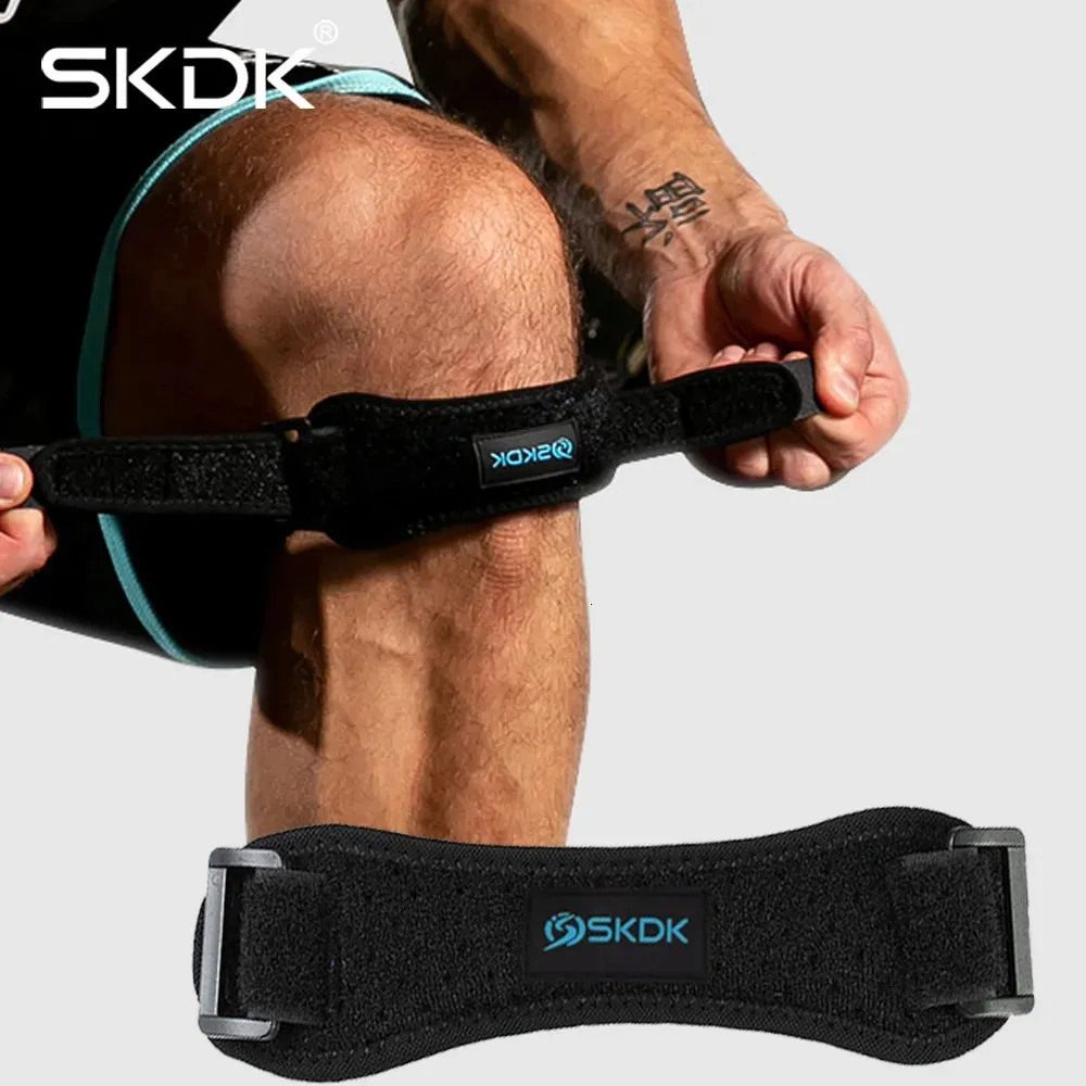 Elleboogkniebeschermers SKDK 1PC Patella-knieschijfband Verstelbare silicagel Kniepeesbandbeschermer Kniebeschermer Hardlopen Sport Fietsen Gym Kniesteun 231101