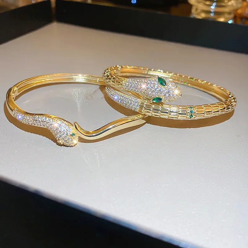 Bracelet 2023 Coréen Exquis Simple Serpent Bracelet Mode Élégant Dames Bijoux 231101