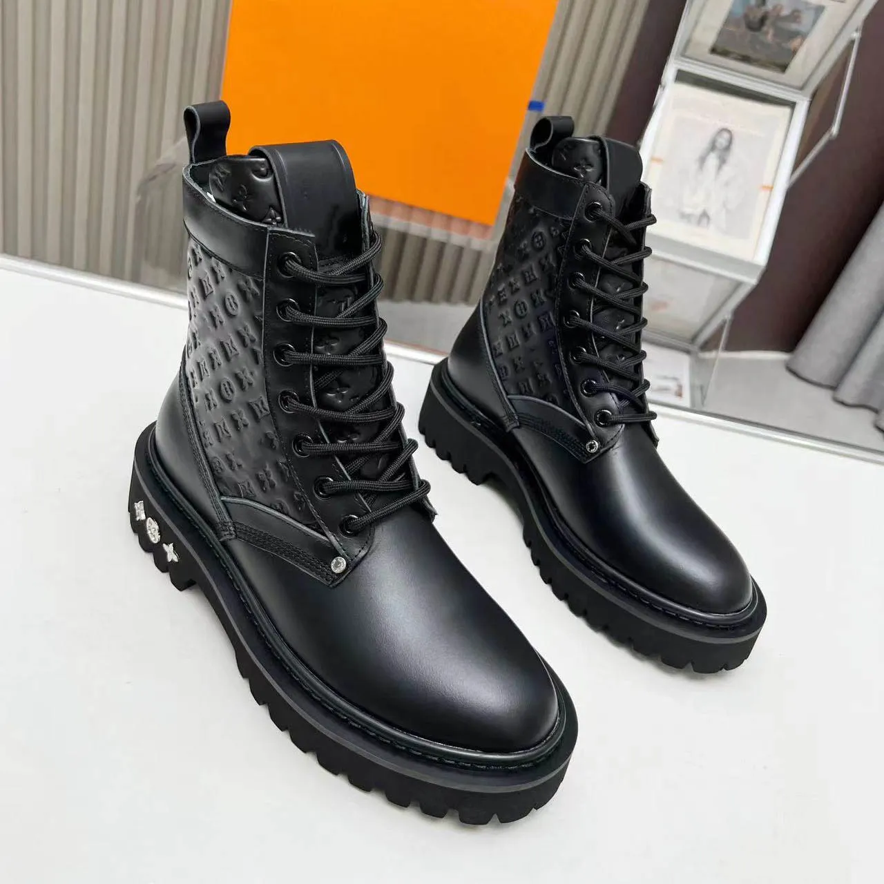 flat boots Womens designer ladies letter print winter ranger boot shoes Platform Work Boot Snow Boot Brown Black White Ankle Boots