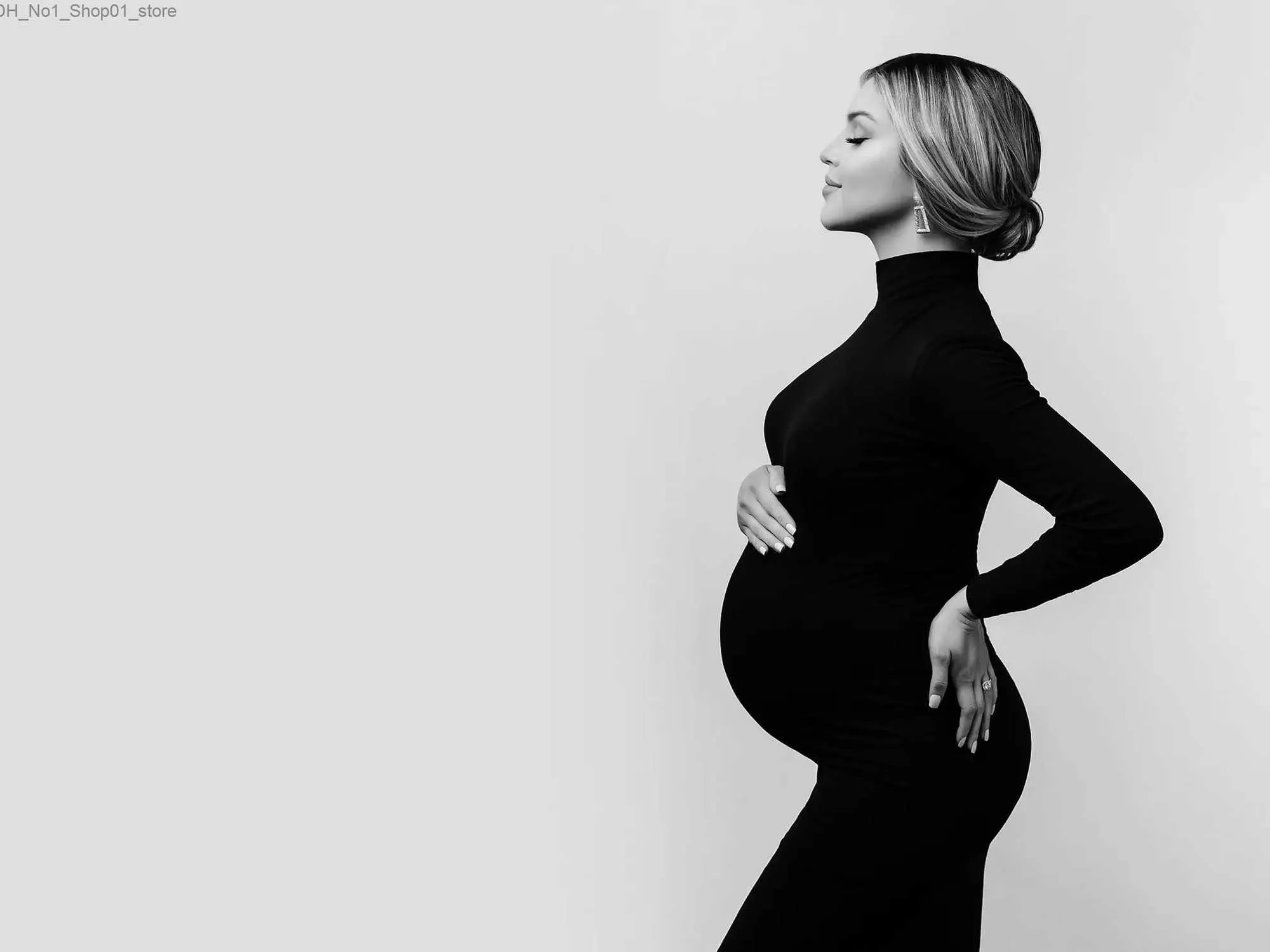 Black Turtleneck Maternity Gown For Photo Shoots Long Sleeve