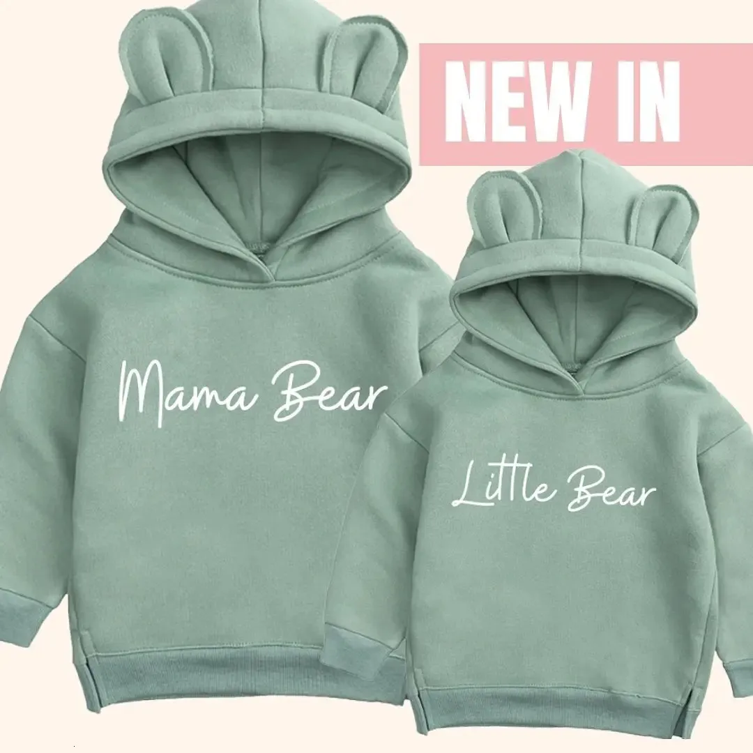 Familjsmatchande kläder Custom Family Match Mom Kids Bear Hooded Sweatshirt Fleece Spring Warm Clothes Baby Boys Girls Thick Personaled Tracksude 231101