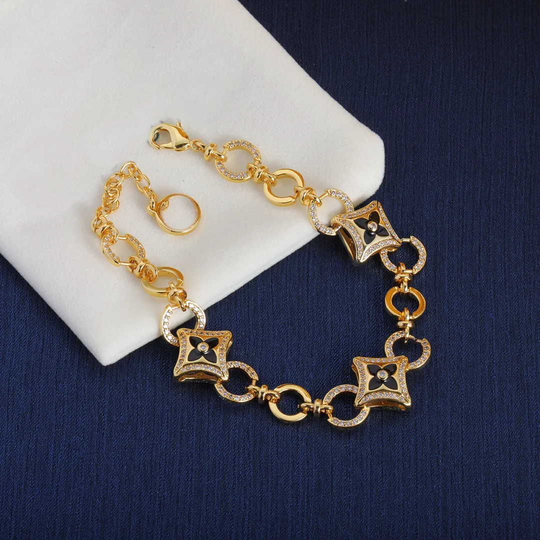 Enamel Diamonds Flower Chains Bracelets Fashion Style Bracelets Women Bangle Wristband Chain Designer Jewelry Crystal 18K Gold Plated Wedding Gift HLB1 --04