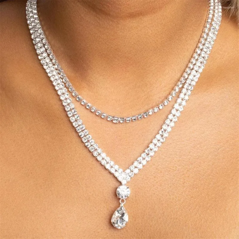 Pendanthalsband Deluxe DoubleLayer Drop Shaped Crystal Collarbone Chain Women's Wedding Dinner Dress Smycken Tillbehör