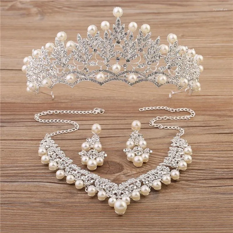 Hårklipp brudhuvudbonader tre uppsättningar bröllopsklänning krona tillbehör halsband koreanska pografiörhängen gåva