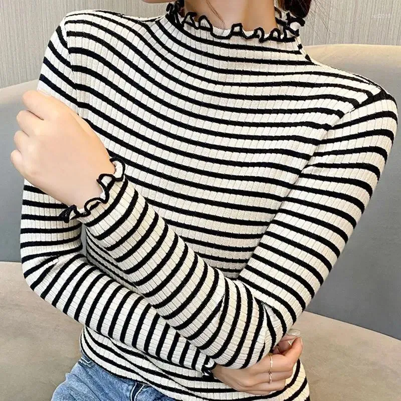 Damestruien HELIAR Dames Gestreepte Ruches Zoete Trui Lange mouw Mock Neck Warm Casual Kantoortruien Voor 2023 Herfst Winter