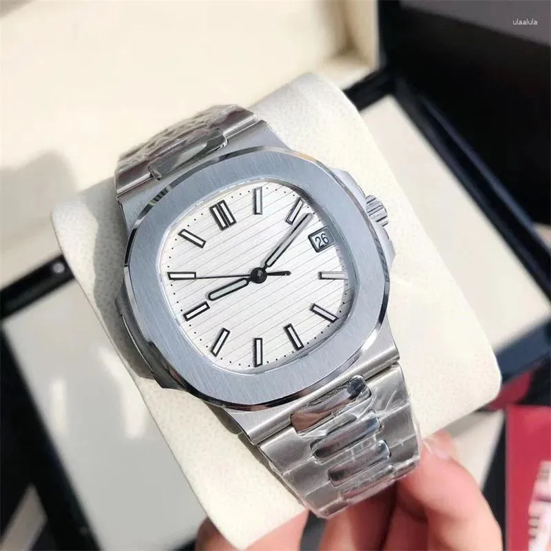 Armbanduhren Hochwertige Luxus Herren 5711 Automatische mechanische Uhr Business Wasserdicht