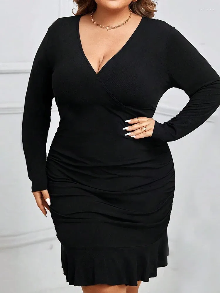 Plus size vestidos outono inverno mini vestido feminino manga longa moda sexy bodycon senhoras com decote em v plissado mulher 2023