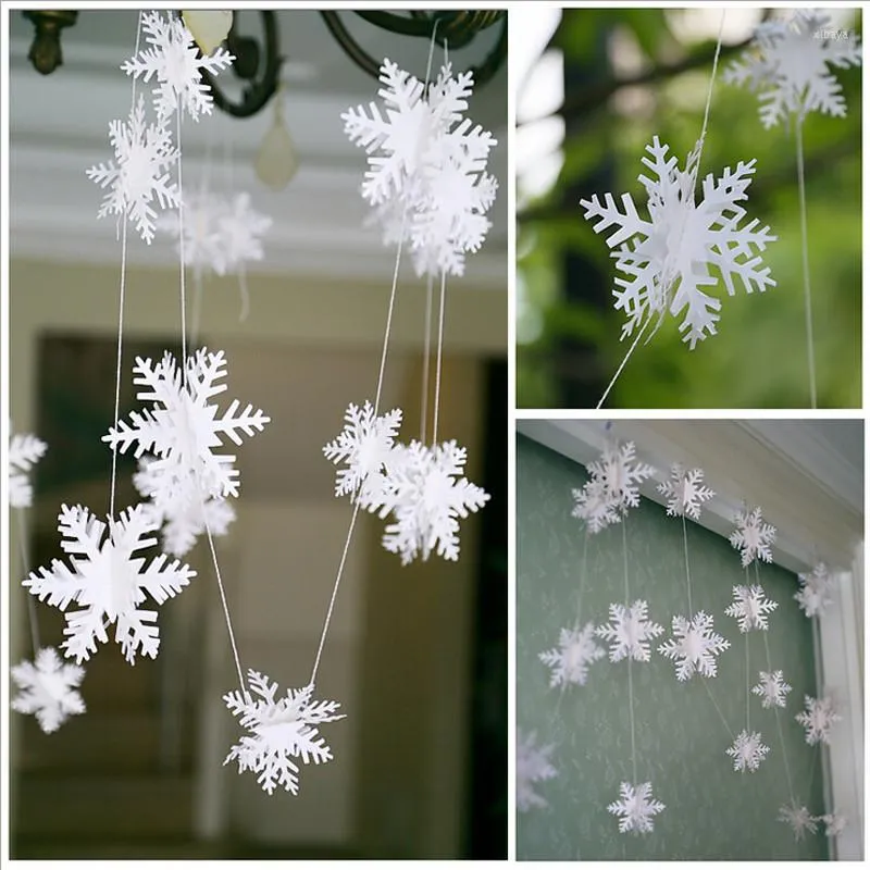 Dekoracje świąteczne 12pcs/String 3D Papier Białe Ozdoby Ozdoby śnieżne Garland Holiday Festival Decor ZQ674287