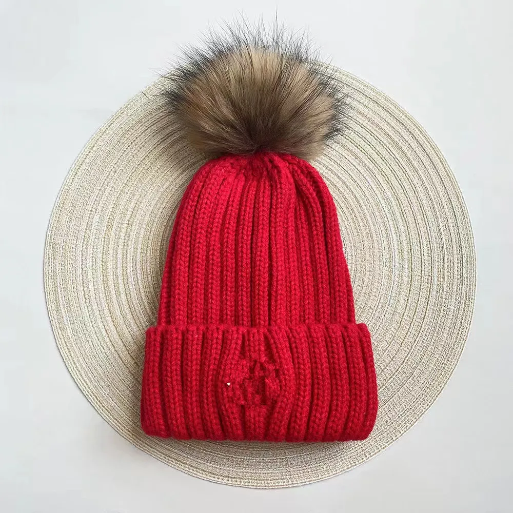 Beanie Designer Mens Beanie Designer Kapelusz zimowy kapelusz dzianinowy czapki wysokiej jakości czapka masywna dzianina grube ciepłe futra poma czapki kapelusze żeńskie czapki czapki