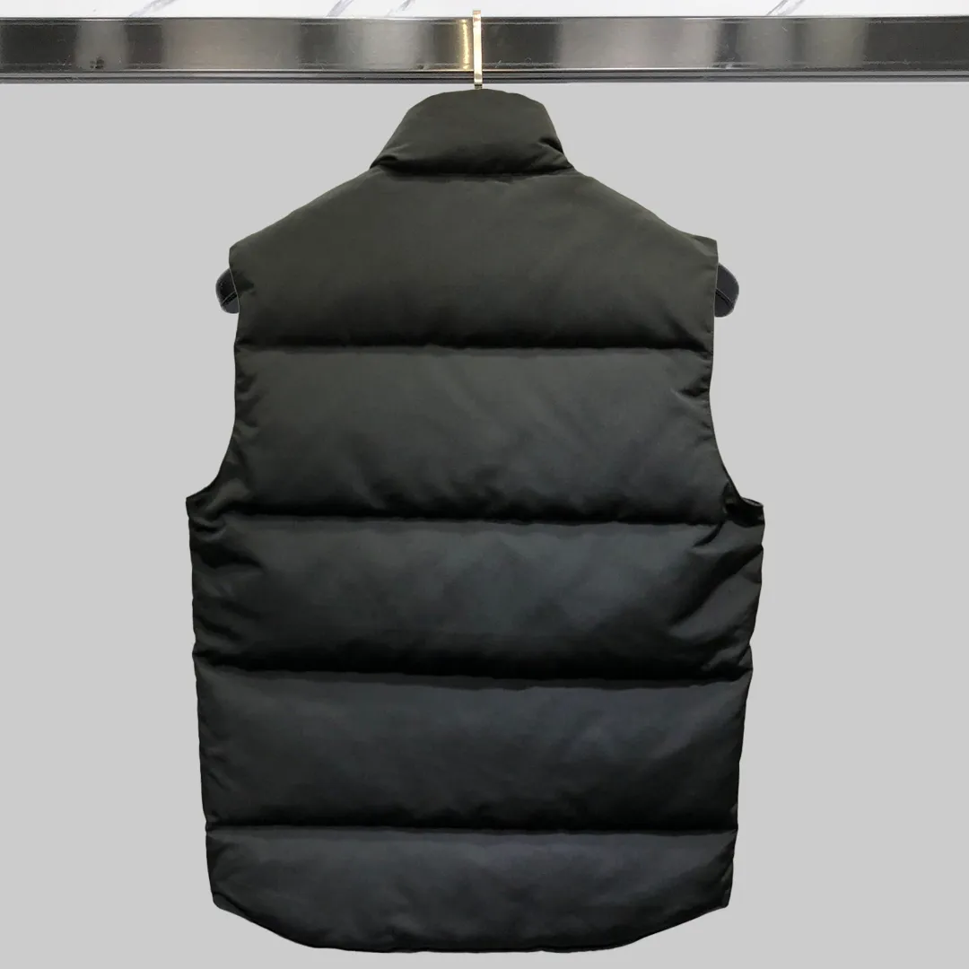 goose Wholesale Famous Men Designer goose down vests Fashion Pocket Decoration Personality women Winter Coat